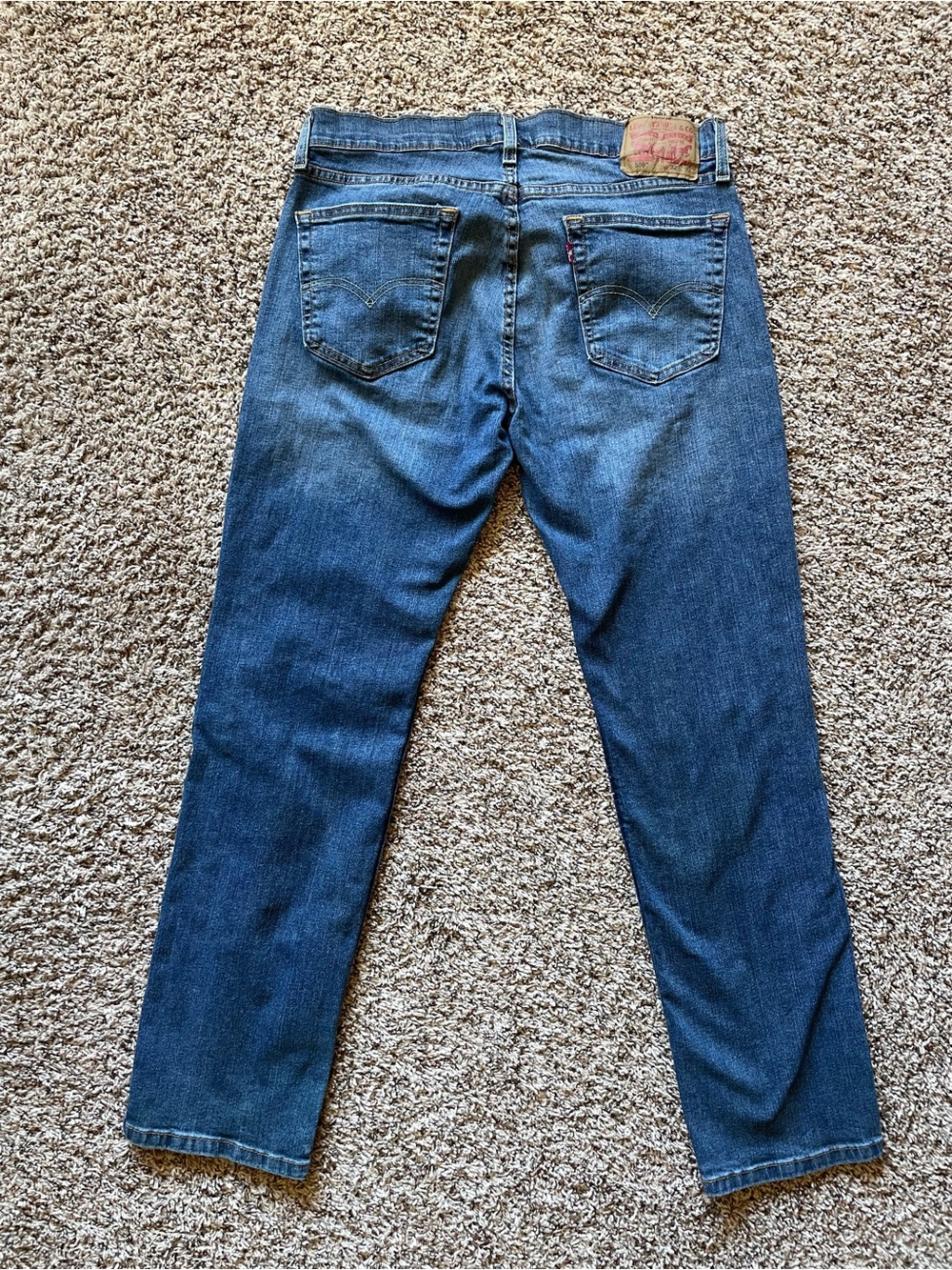 Levi’s 559 Relaxed Straight Fit Jeans Men’s 32x32 (measures 33x31.5) EUC